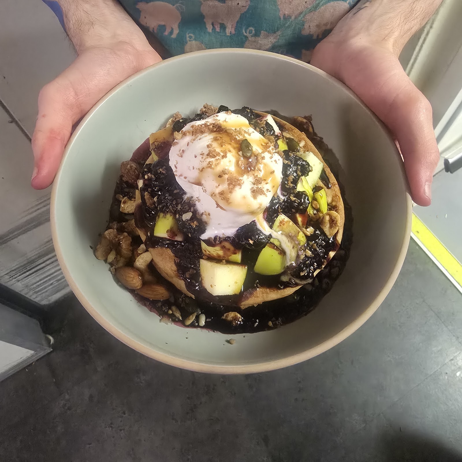 1two1 Vegan Cafe & Organic Grocer: food & drinks
