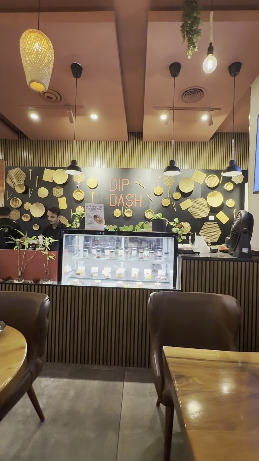 Dip Dash Restaurant & Café Barsha: the place