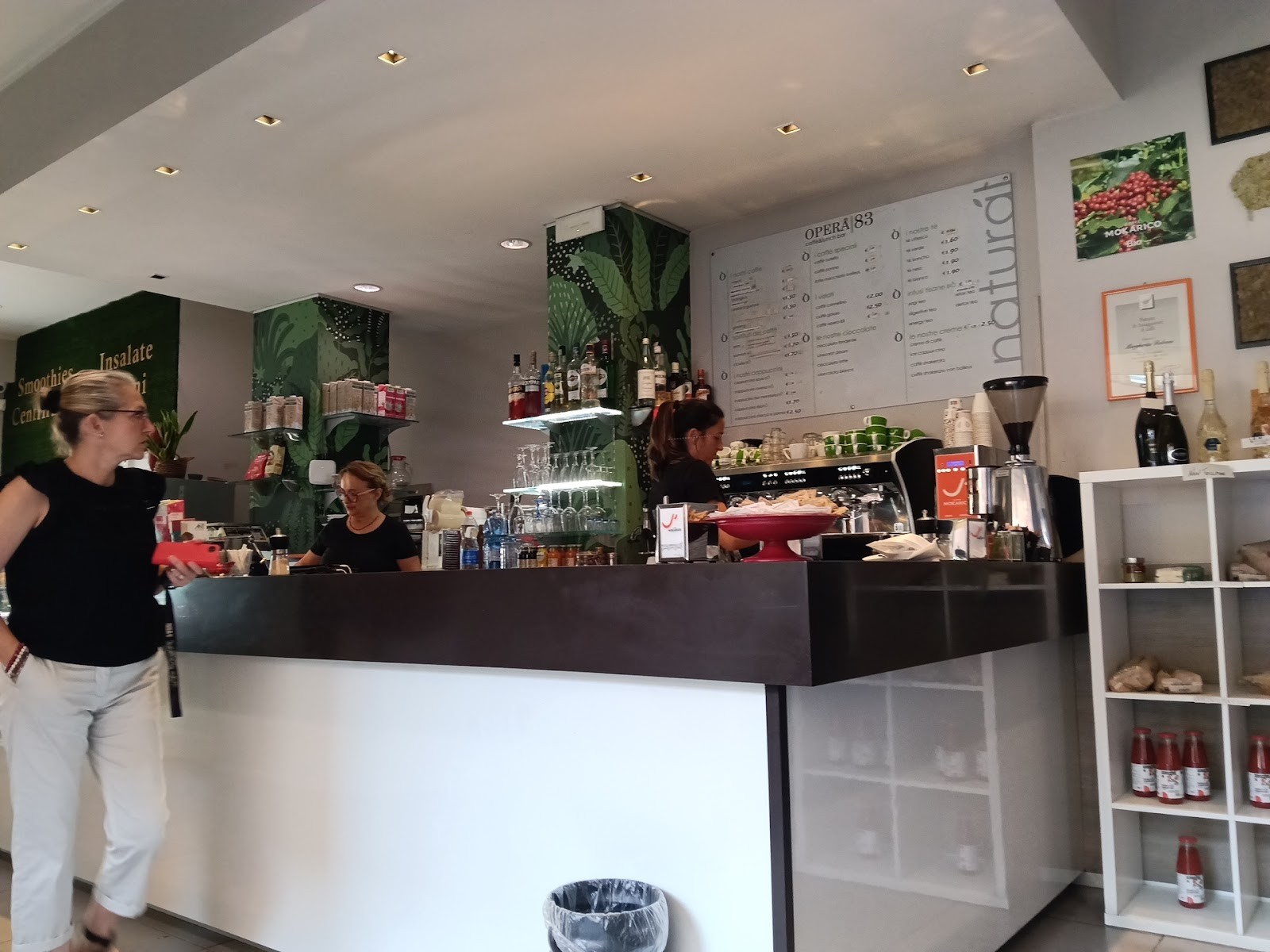 Opera 83 | Natural Kitchen: the place