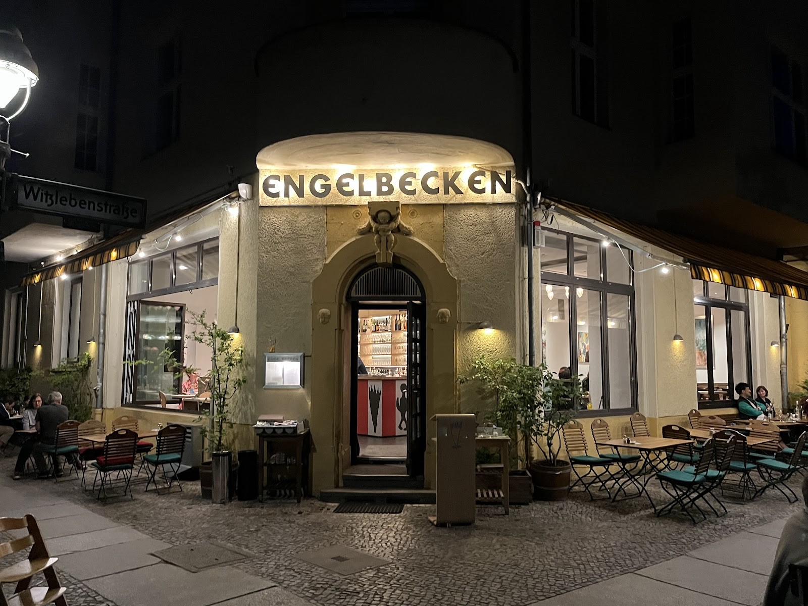 Engelbecken: the place