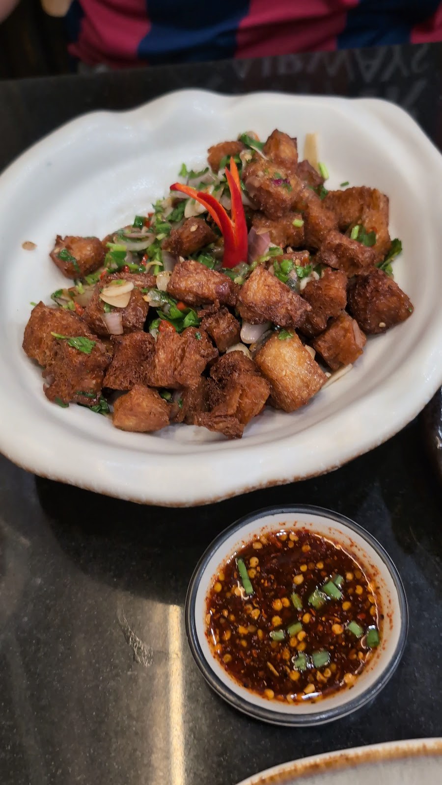 Kem-Kon Vegan Phahurat: food & drinks