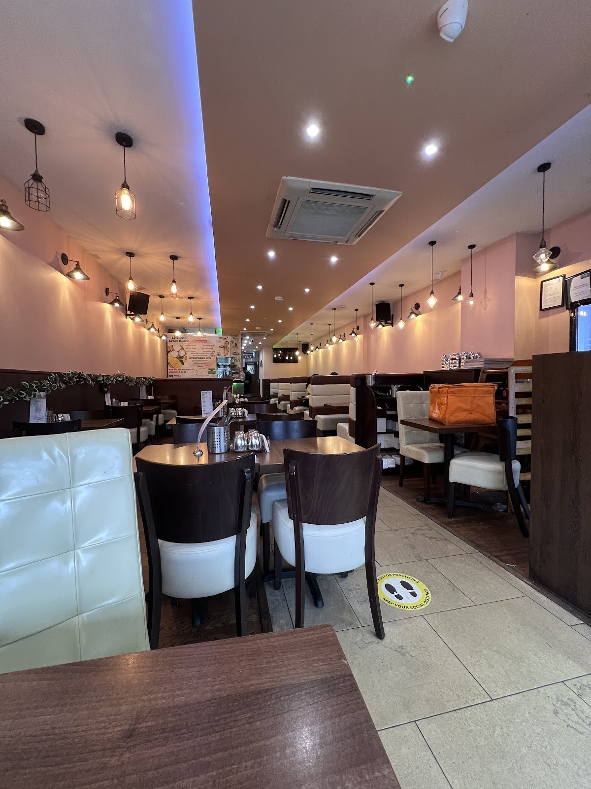 The DOSA Company - Vegetarian Restaurant: the place