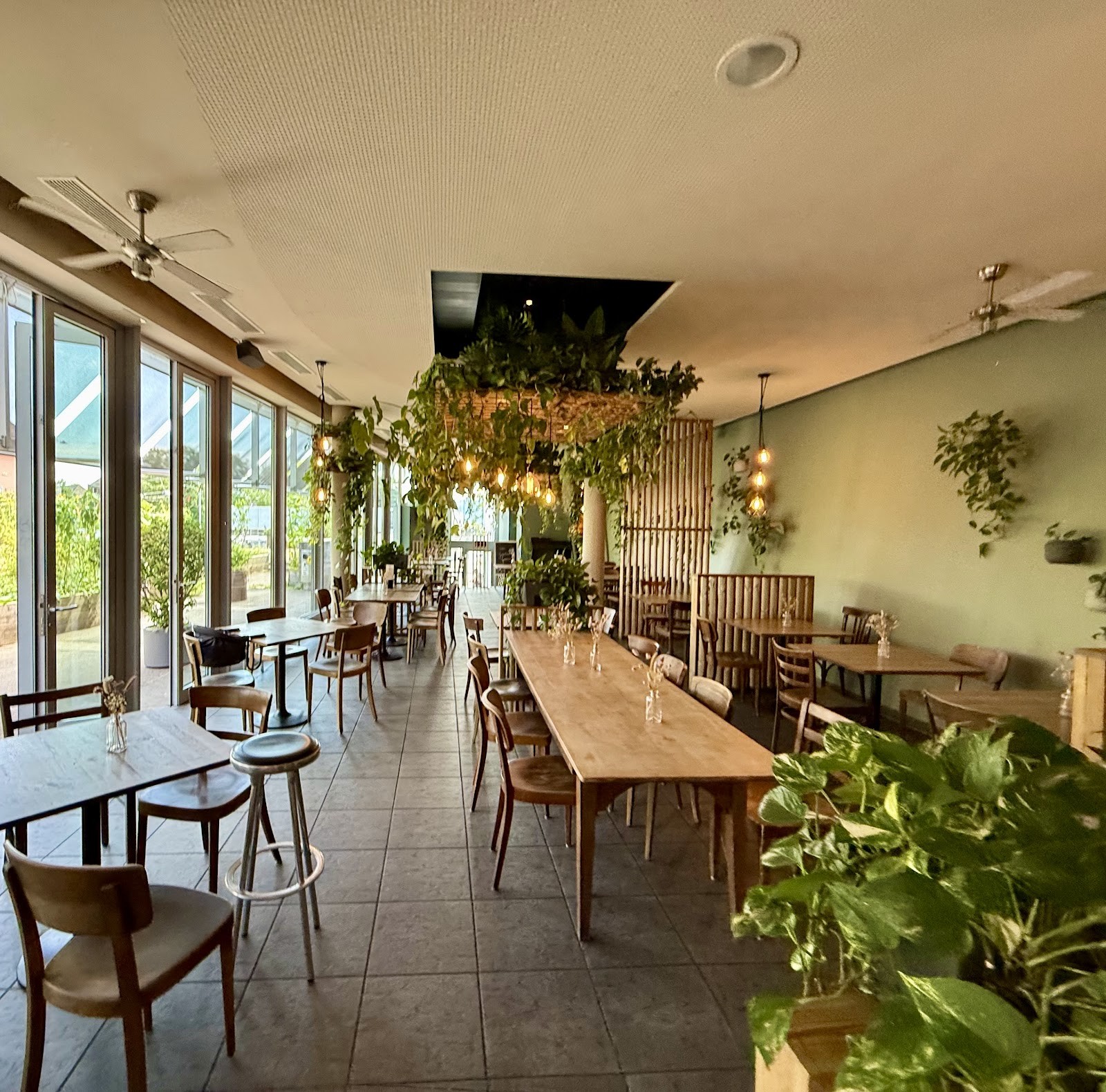 The Artisan: the place