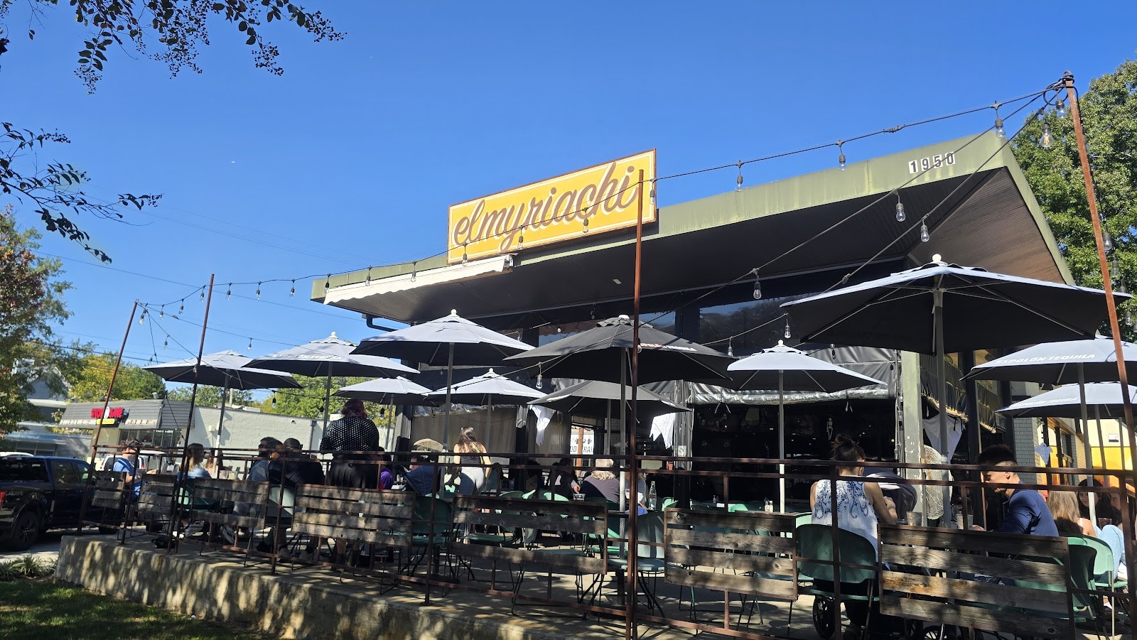Elmyriachi: the place