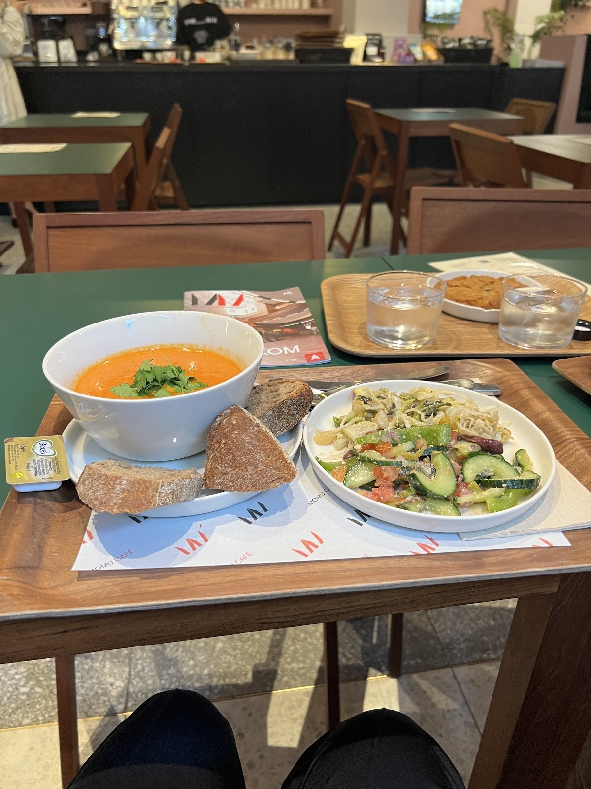 MoMu Café: food & drinks