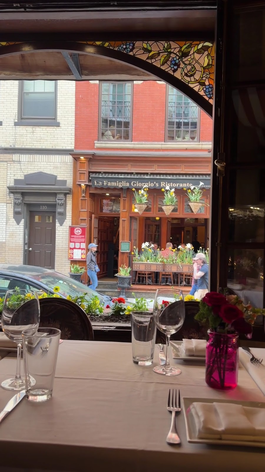 La Famiglia Giorgio's Restaurant: the place
