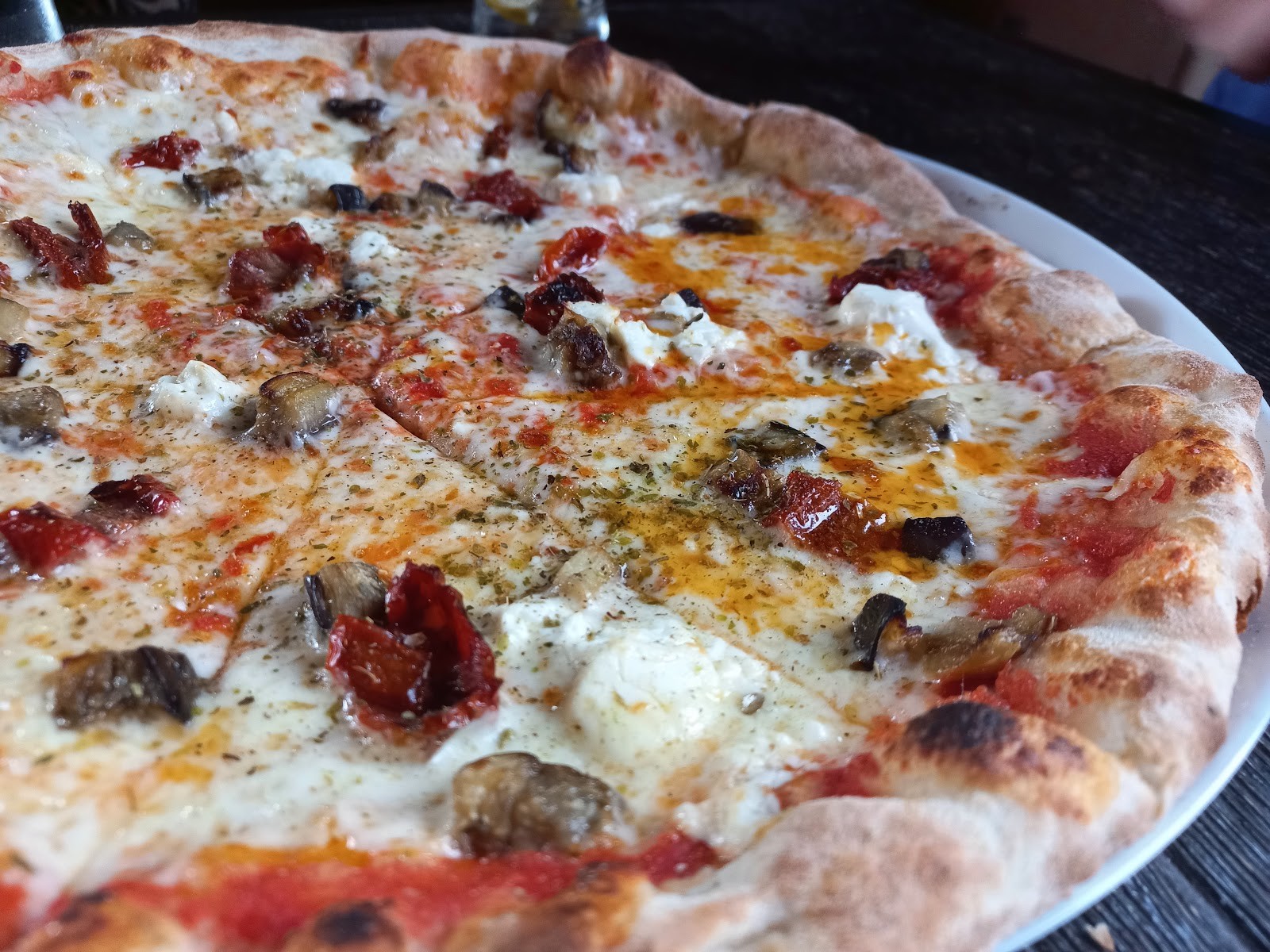 The Red Lion, BS5: food & drinks