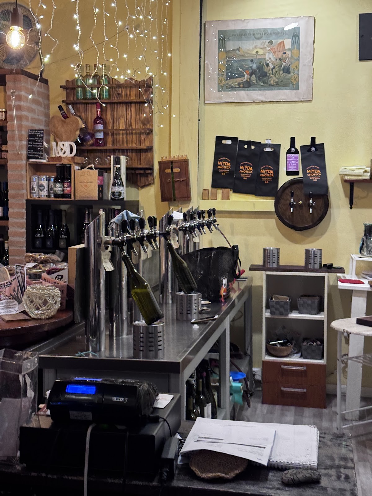MIDA ENOTECA, Cultura e benessere: the place