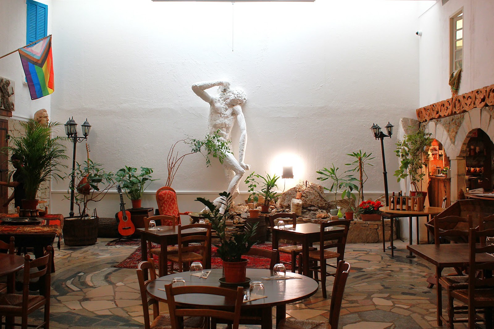 Chez Funda - Le Village: the place