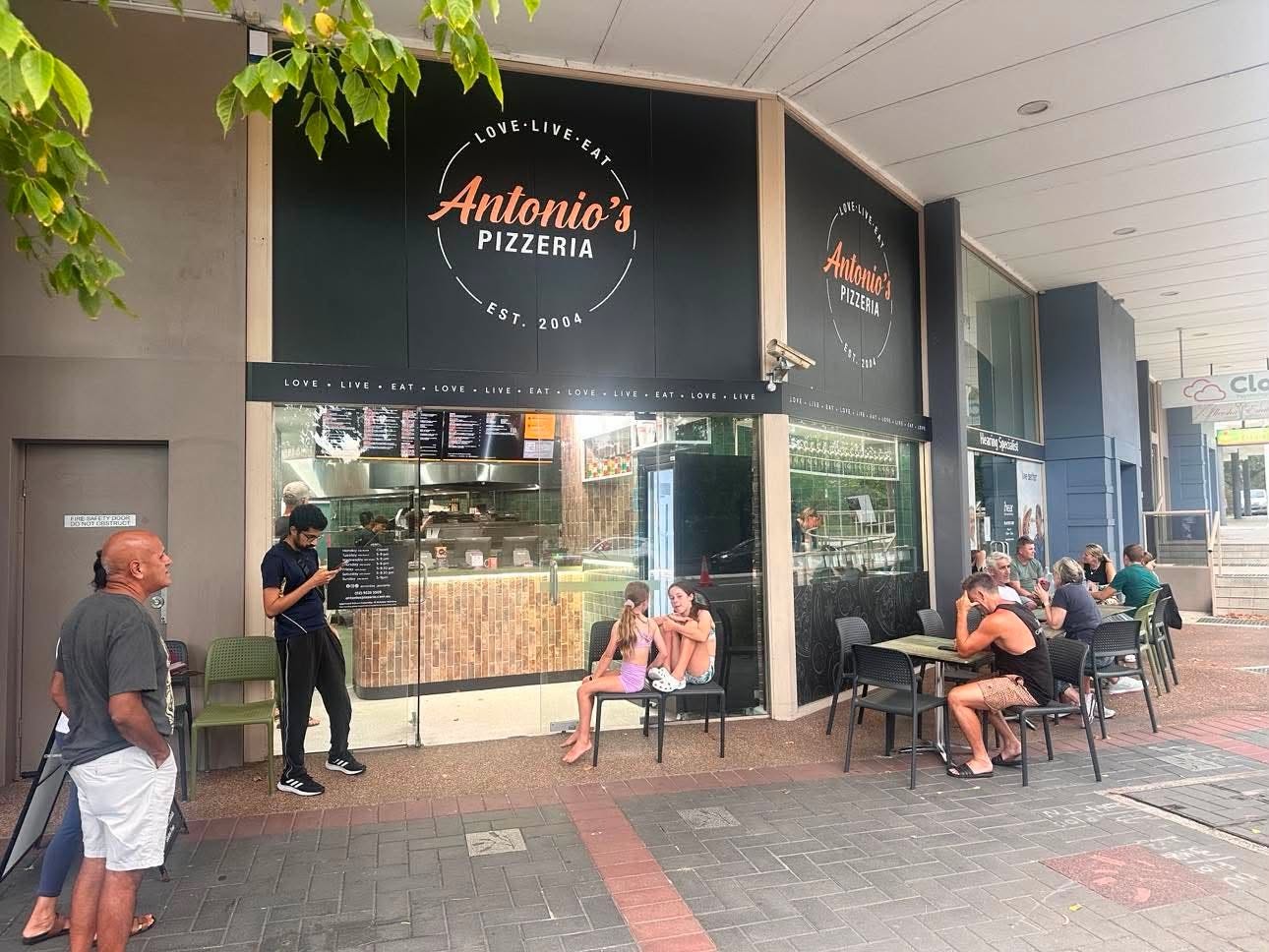 Antonio's Pizzeria: the place