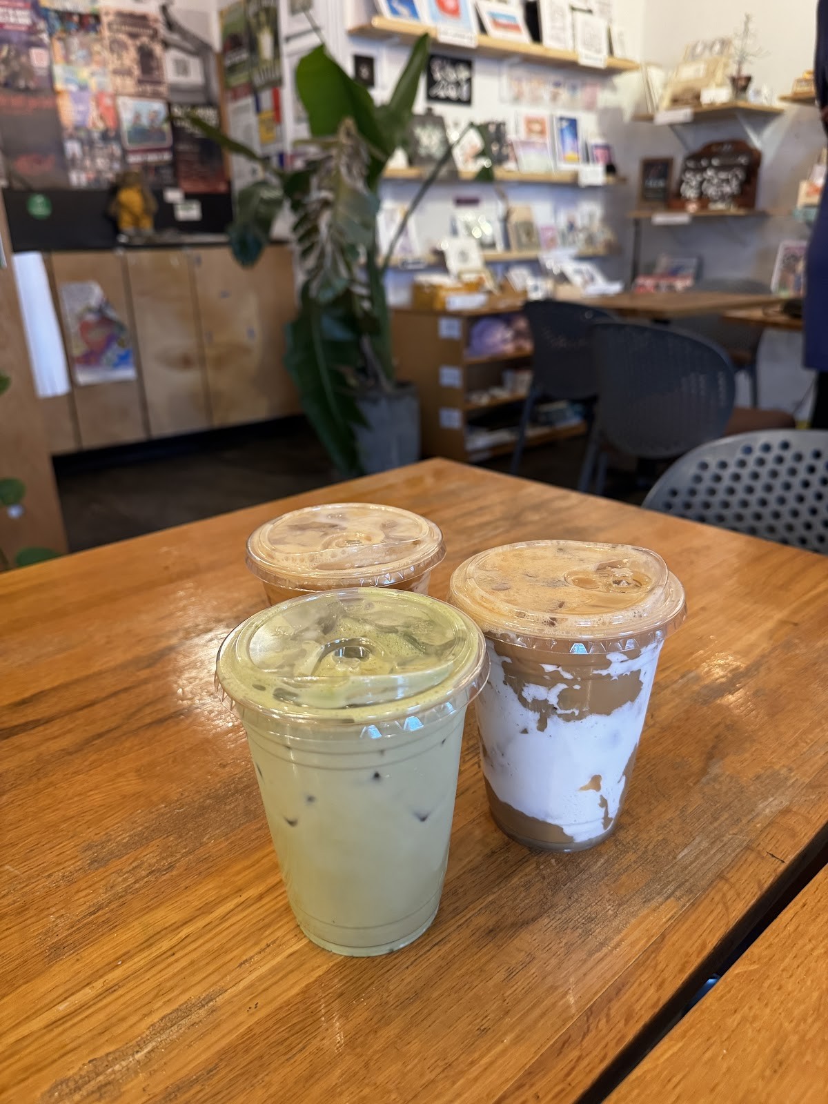Dear Diary Coffee: food & drinks