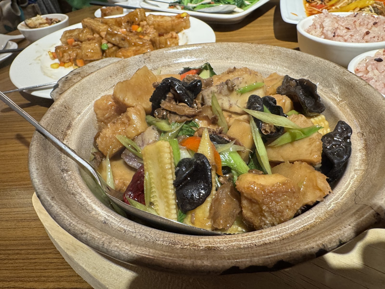 Hui Tien Vegetarianism: food & drinks