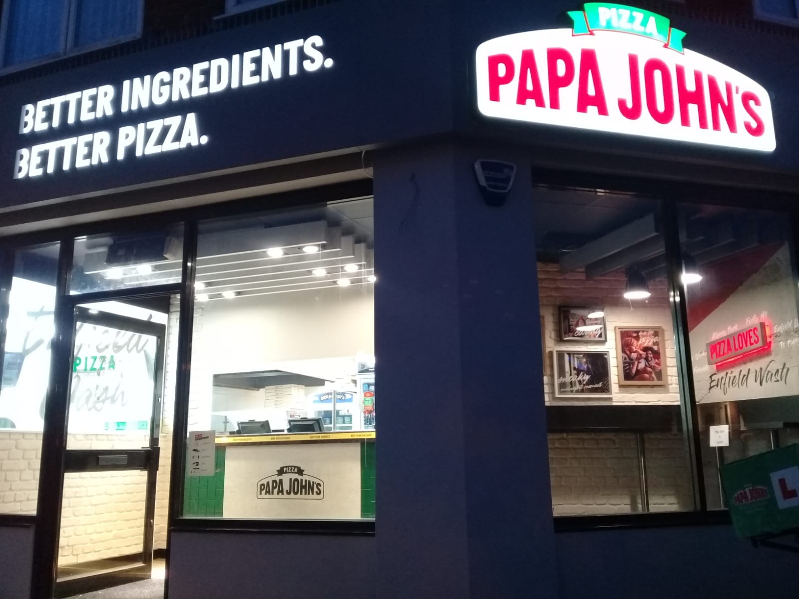 Papa Johns Pizza: the place