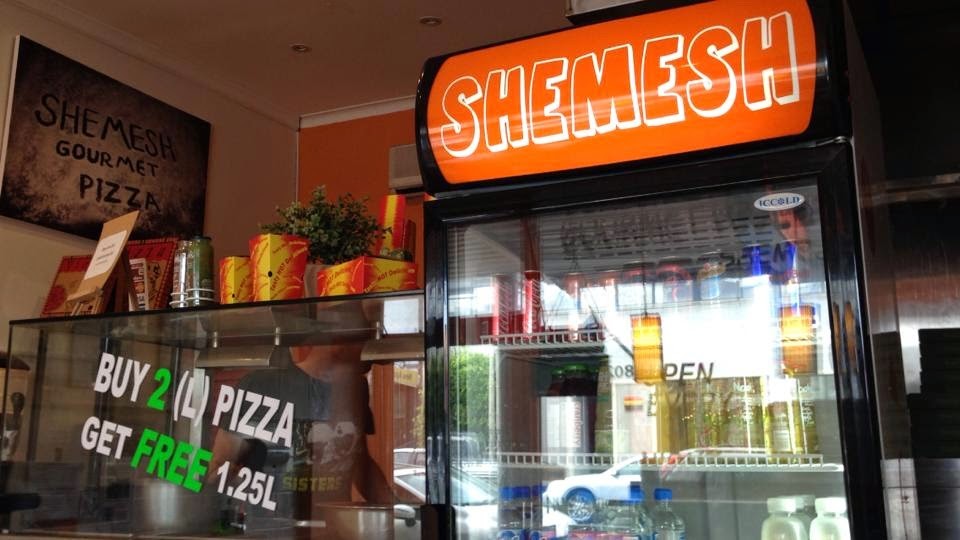 Shemesh Vegetarian Pizza Bar & More: the place