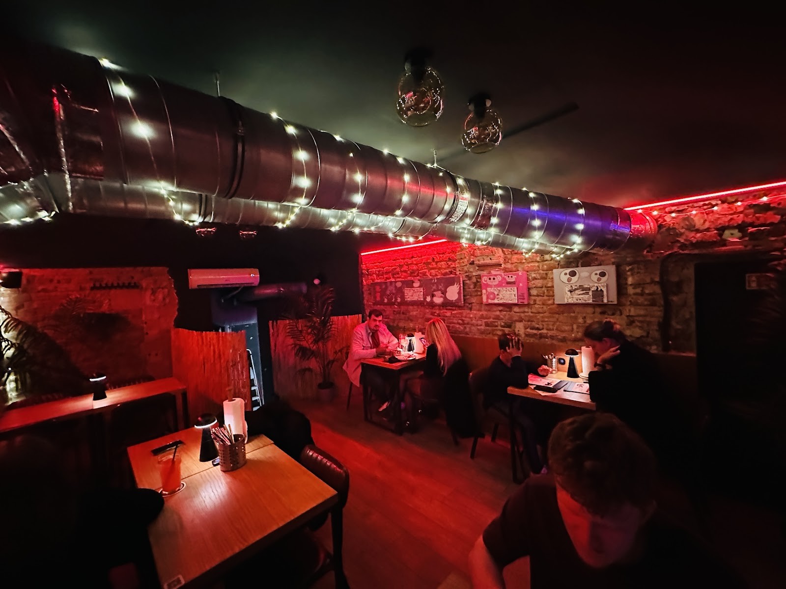 Hoxton Burgers: the place