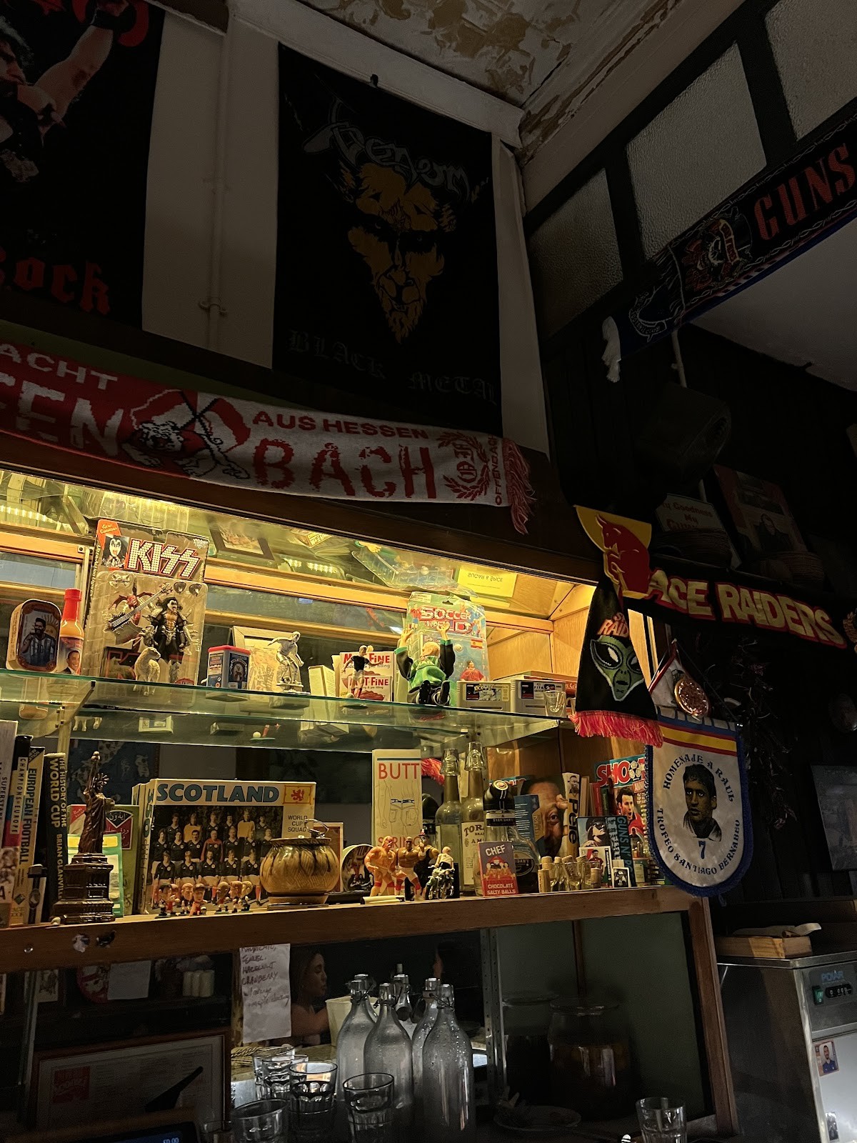 Errol's Hot Pizza: the place