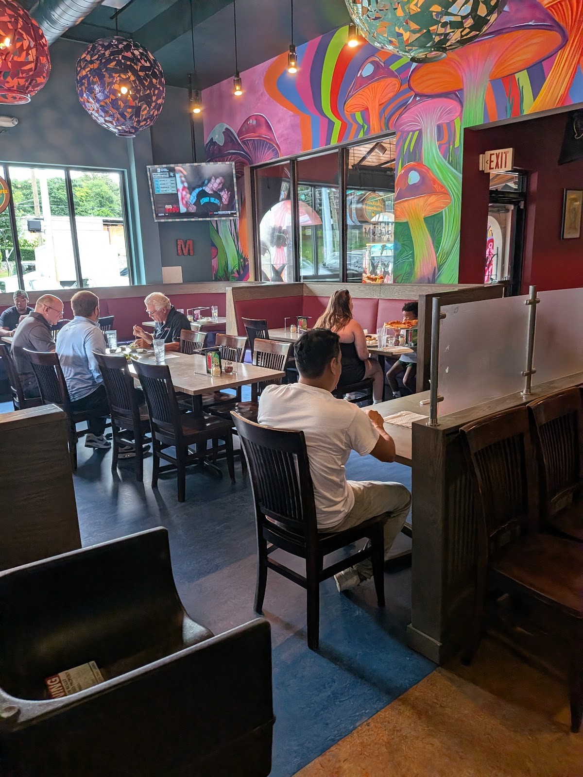 Mellow Mushroom Atlanta - Buckhead: the place