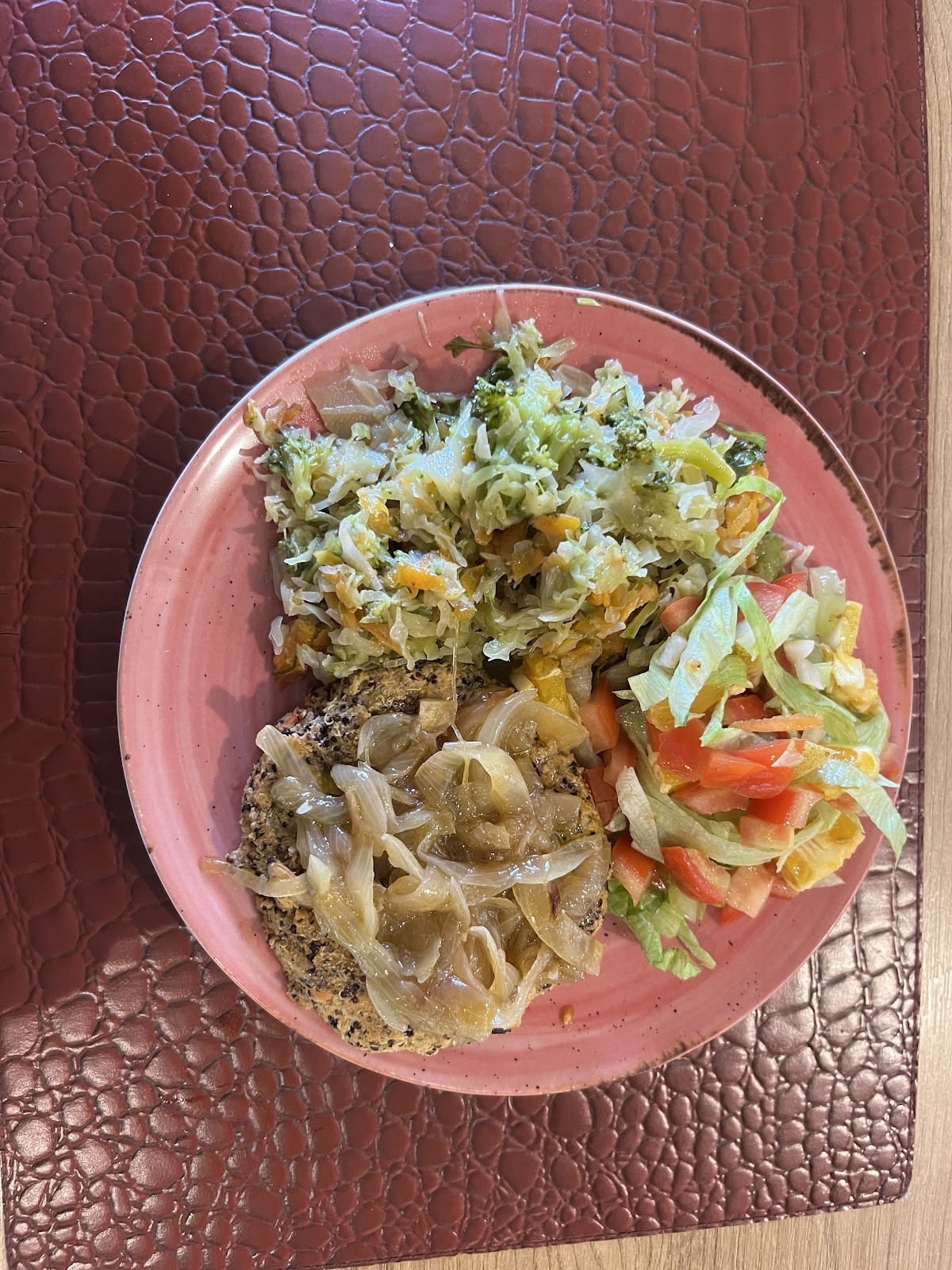 Gaya Veggie Market & Coffee Shop: food & drinks