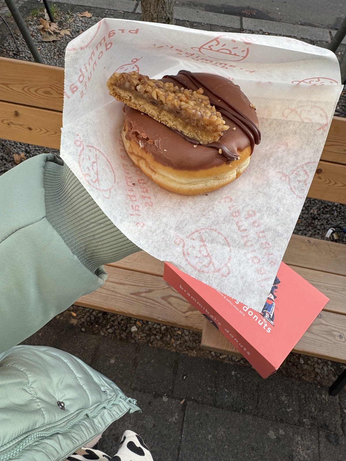 Brammibal's Donuts: food & drinks