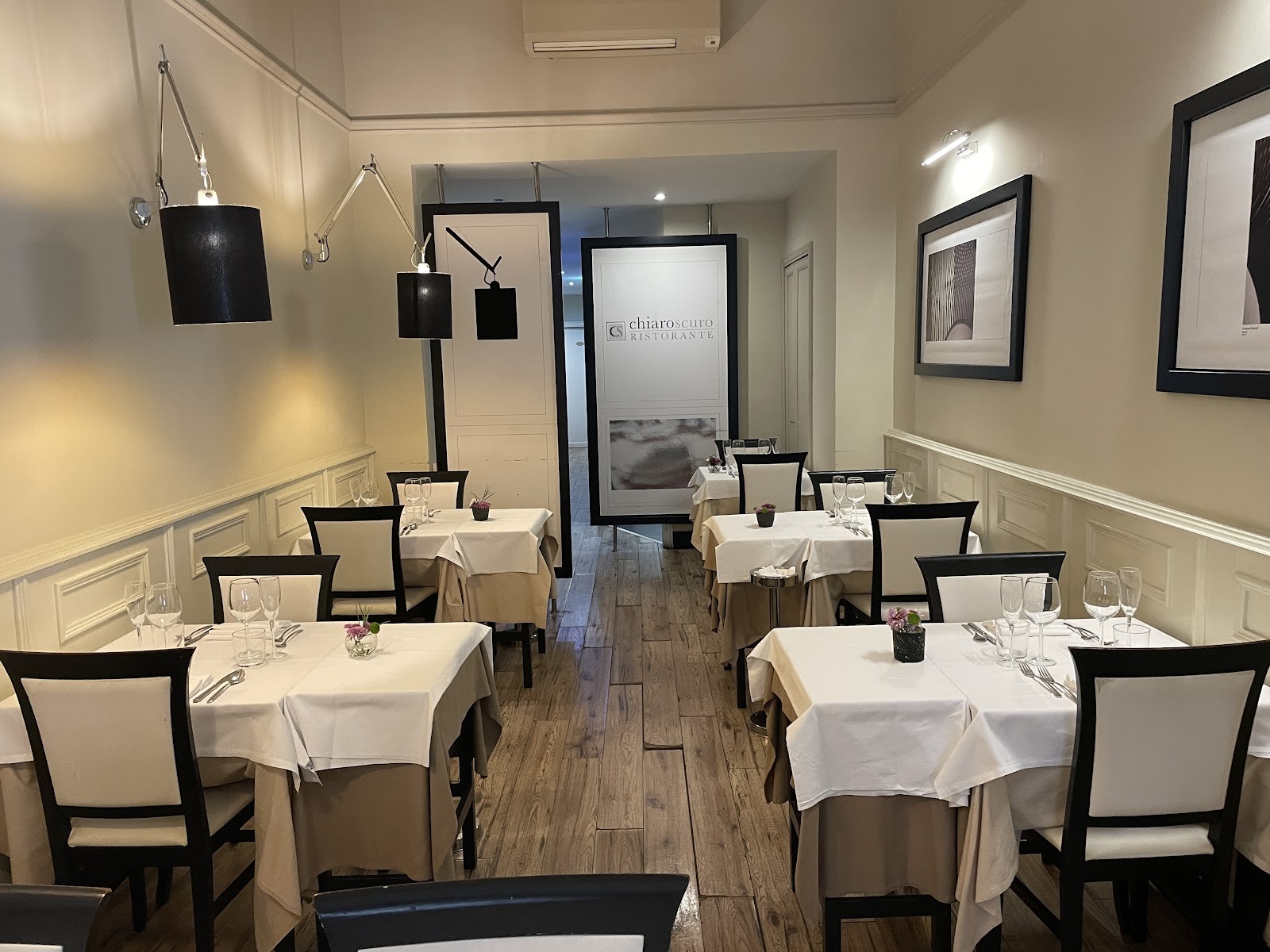 Ristorante di Pesce Chiaroscuro San Giovanni: the place