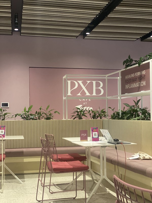PXB Cafe: photo