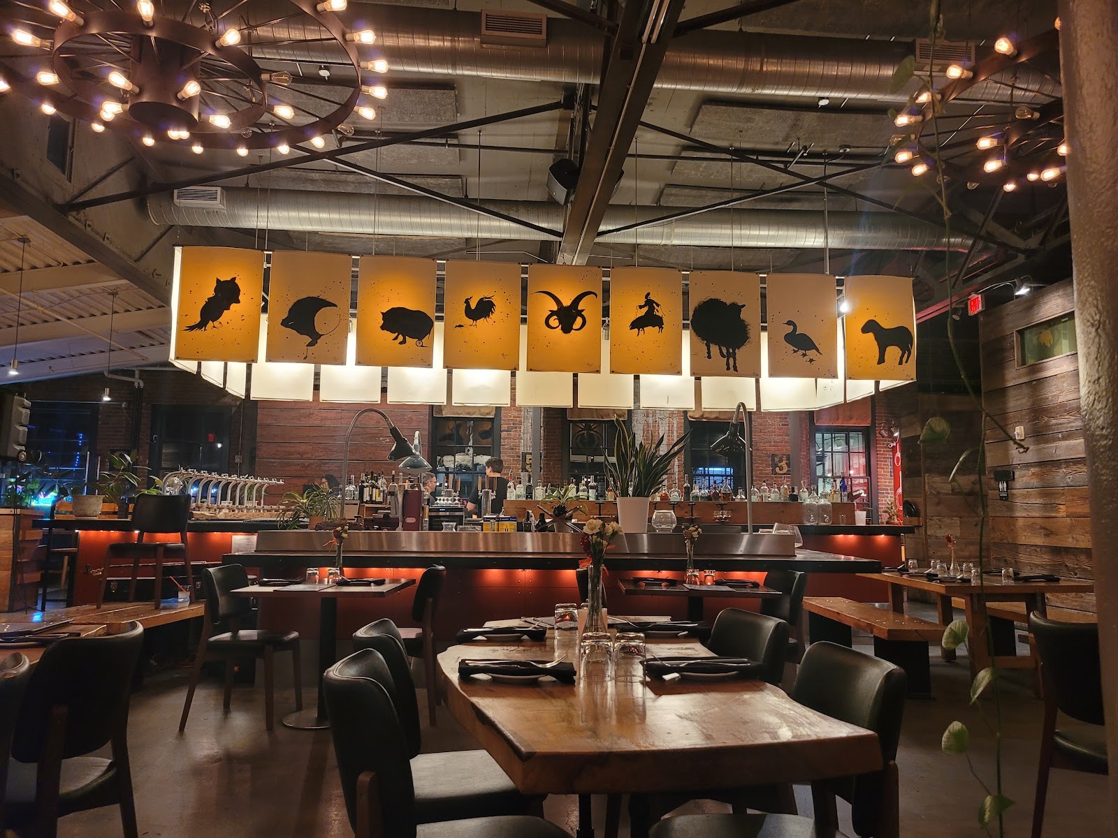 Irving Street Tapas: the place