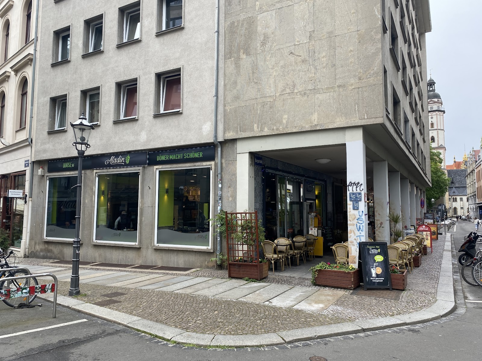 House of Aladin Döner: the place