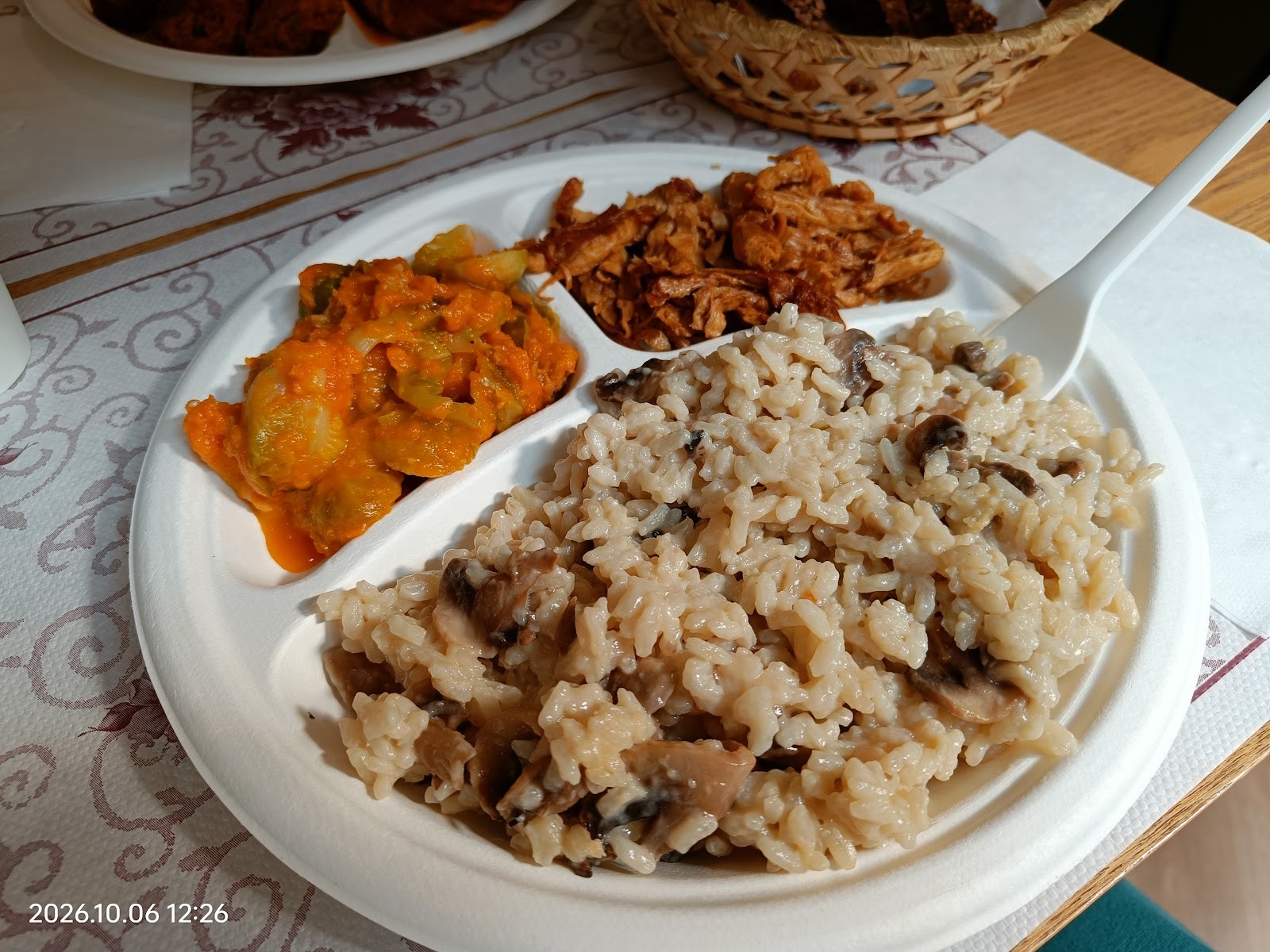 E’DEN Gastronomia Vegana: food & drinks