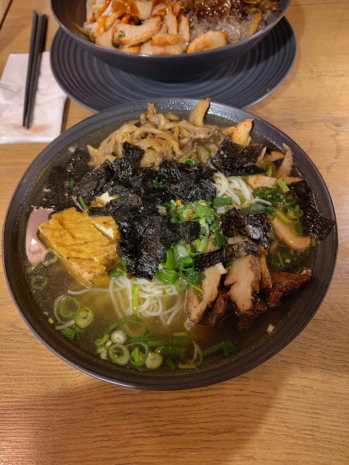 Vevi Restaurant: food & drinks