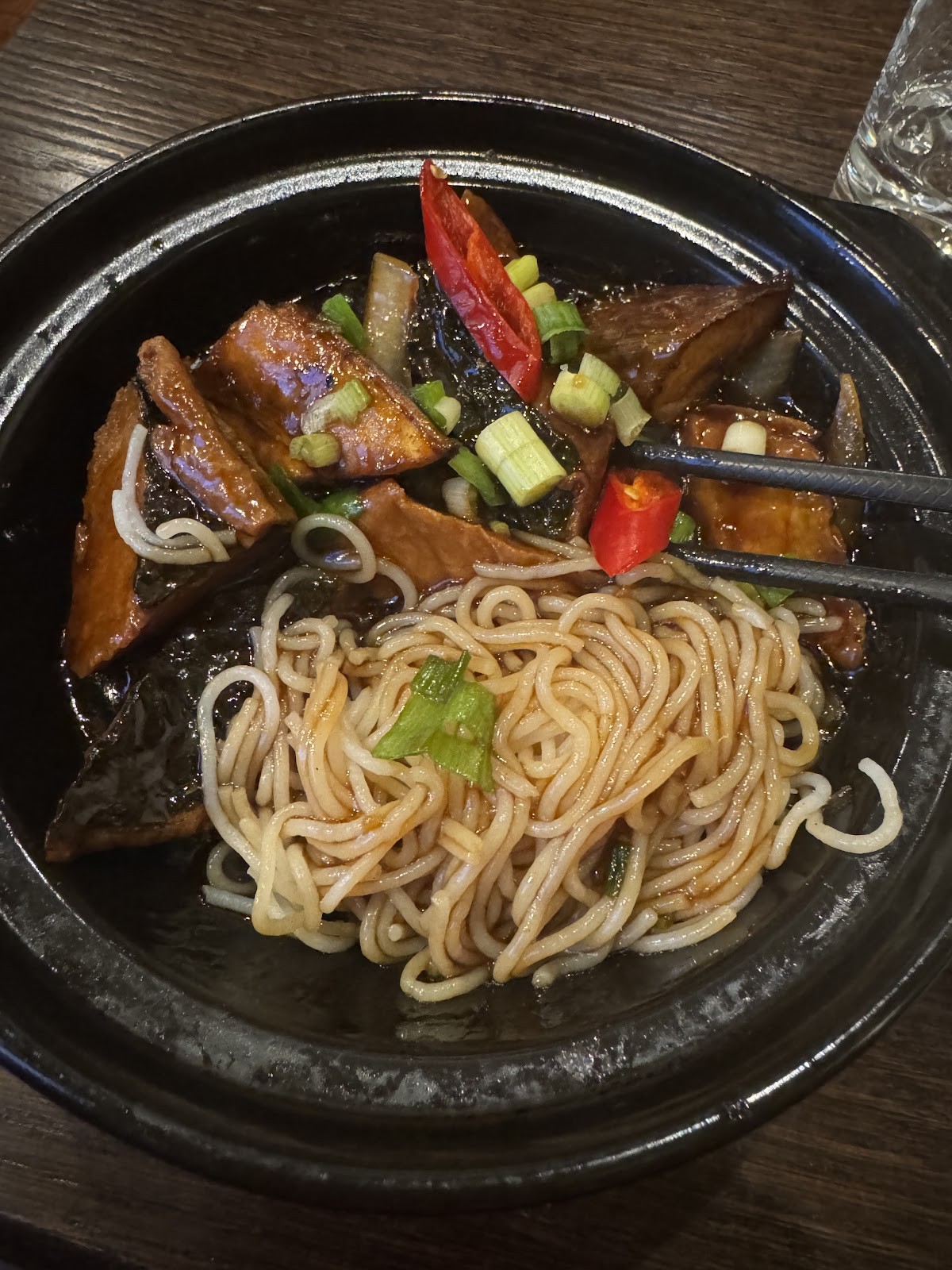 Non Viet Vegan Restaurant: food & drinks