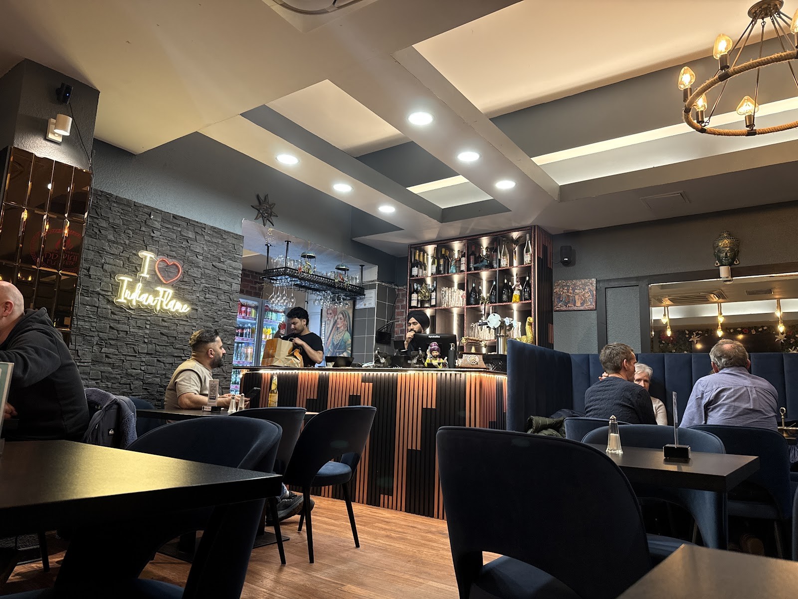 Indian Flame Wielopole (Authentic indian Restaurant krakow).طعام حلال: the place