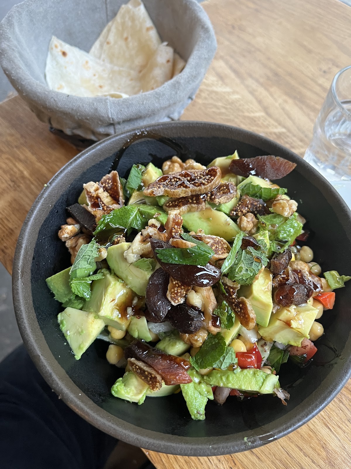 Vege Brancion: food & drinks
