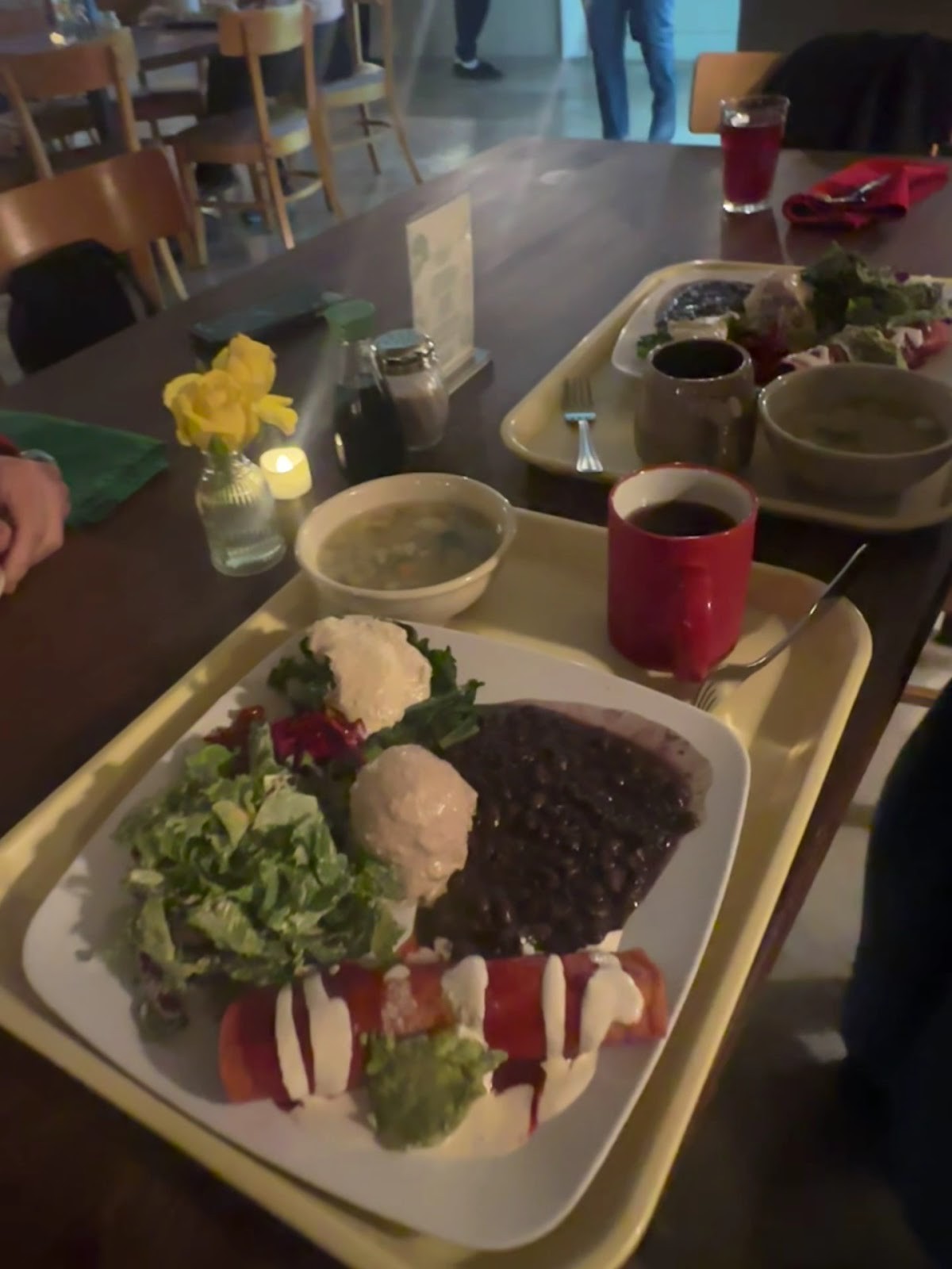 Casa de Luz East: food & drinks