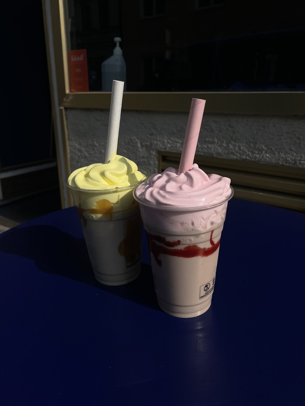 Breadbox: food & drinks