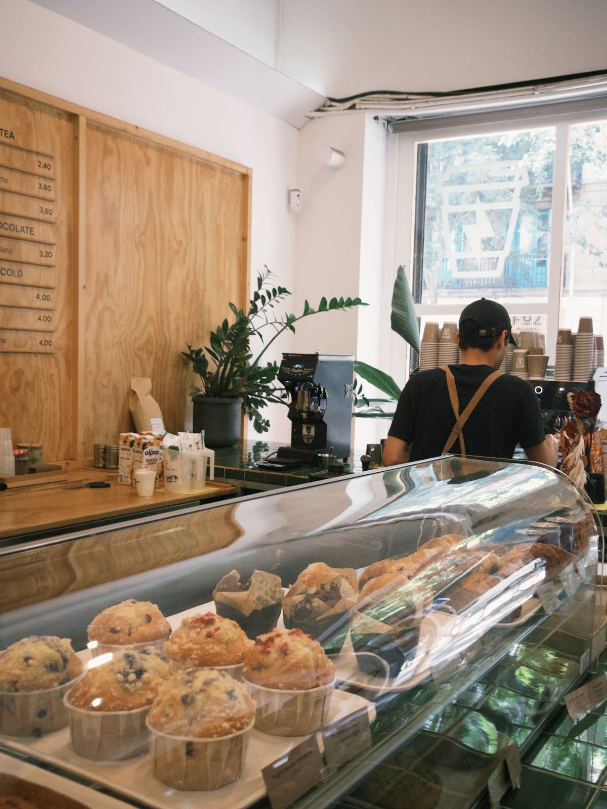 Syra Coffee - Diputació: the place