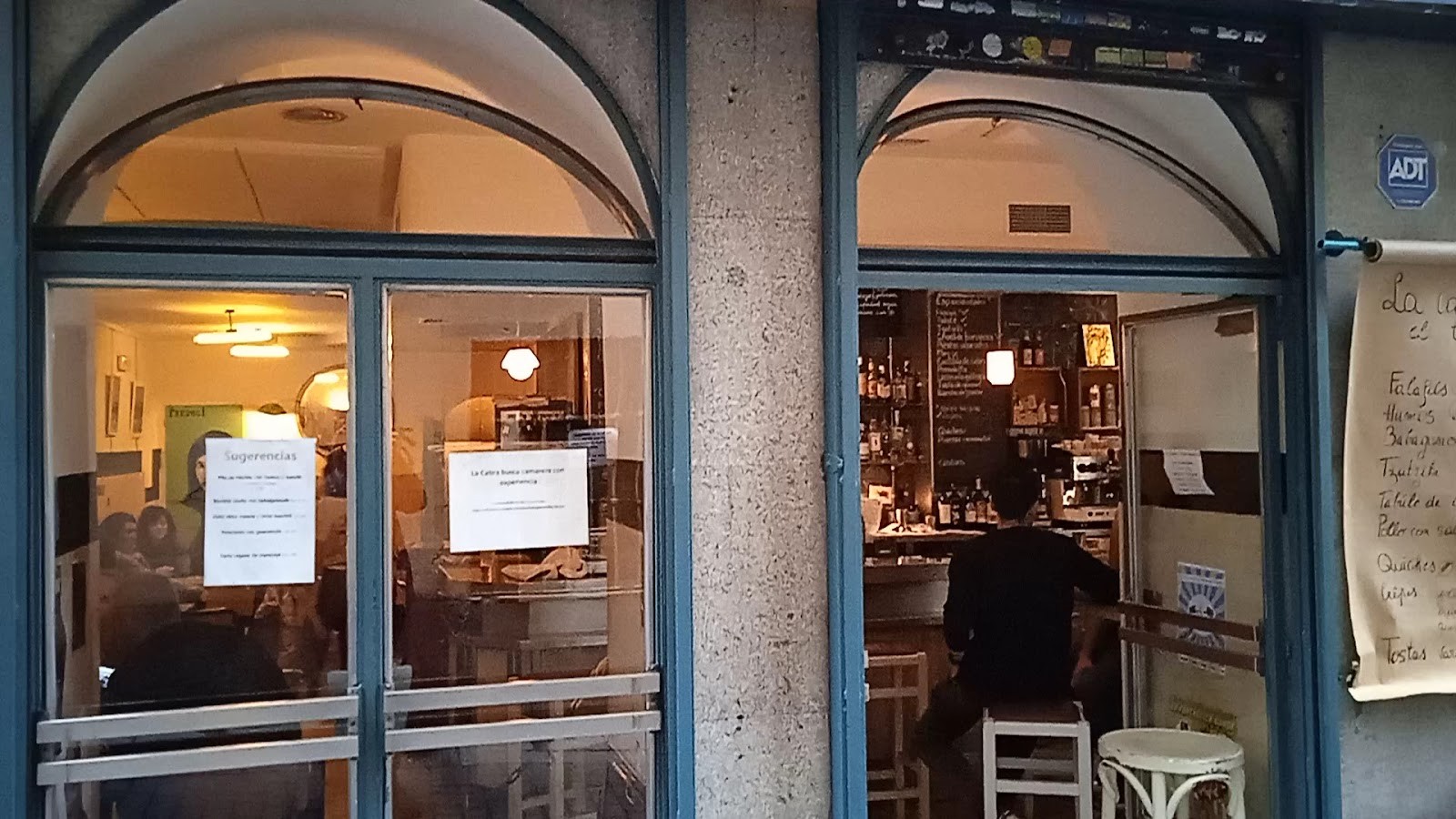 La Cabra en el Tejado: the place