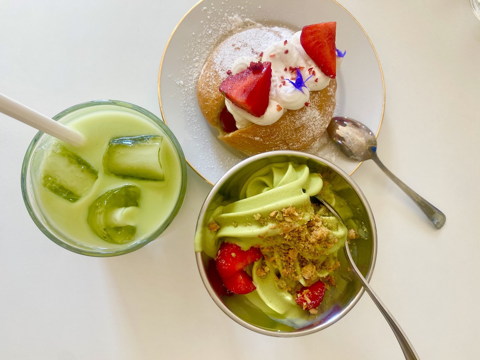 Vegalicious Pastry: food & drinks