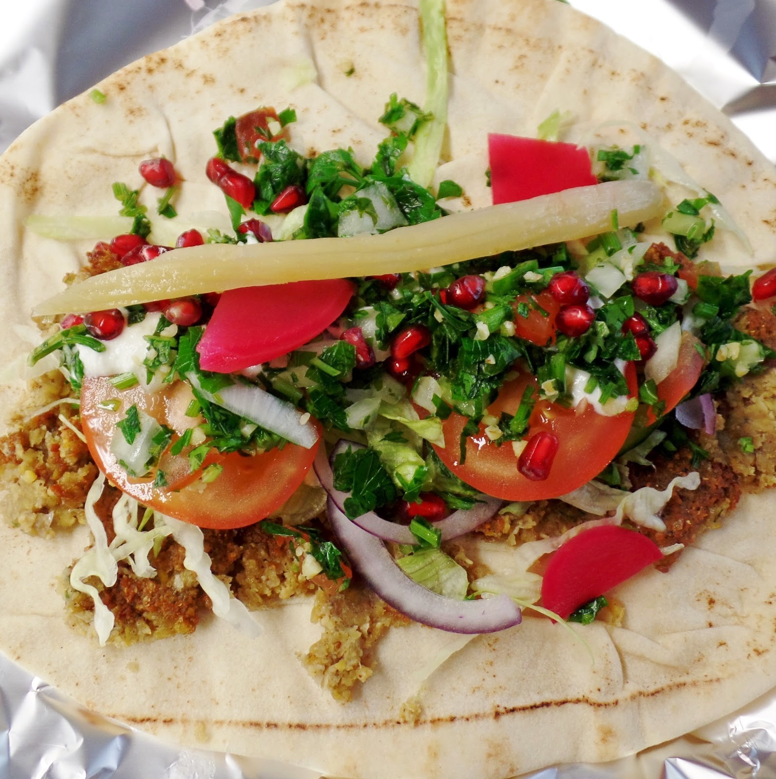 Make Falafel Not War Halal Restaurant: food & drinks