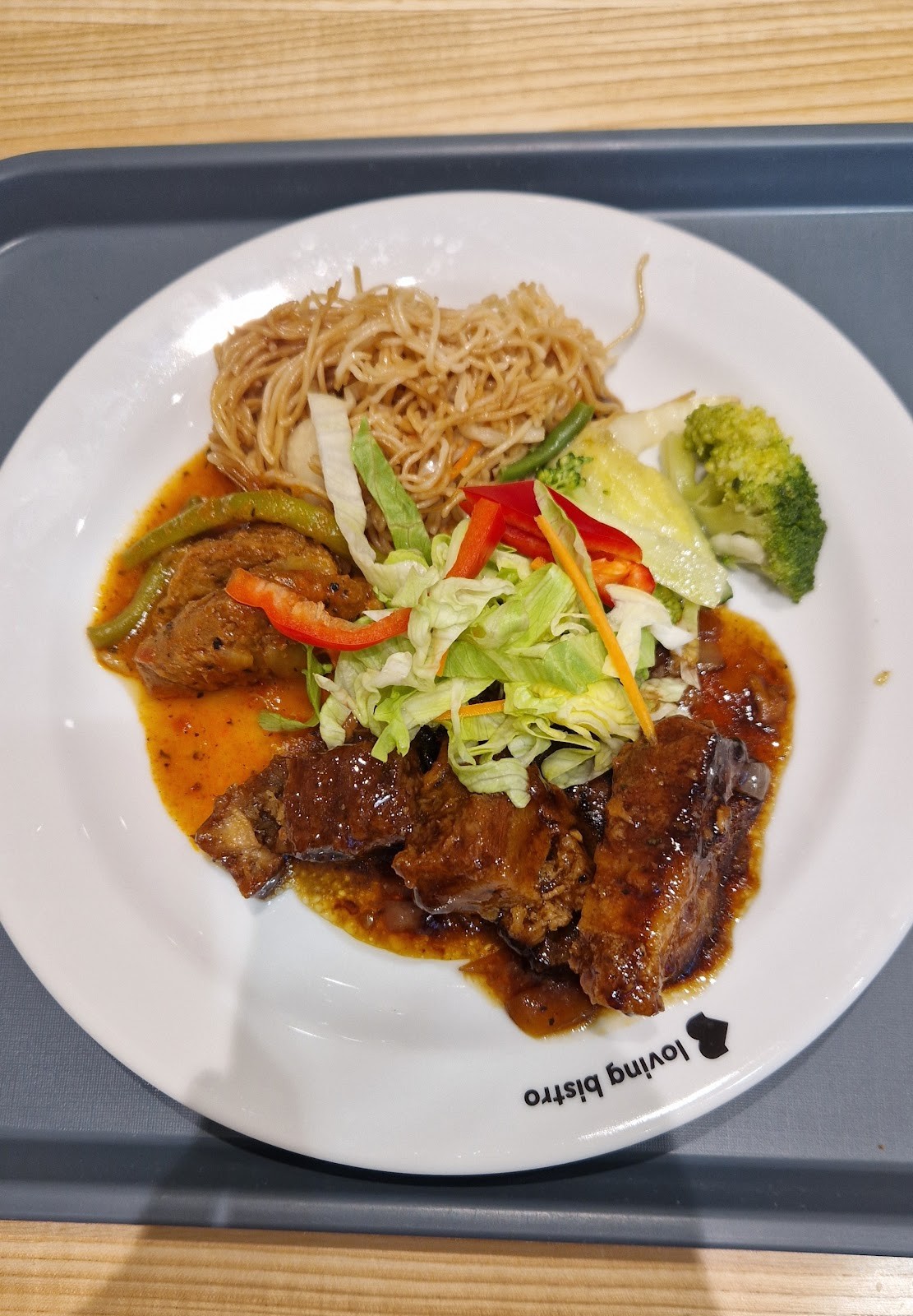 Loving Bistro: food & drinks