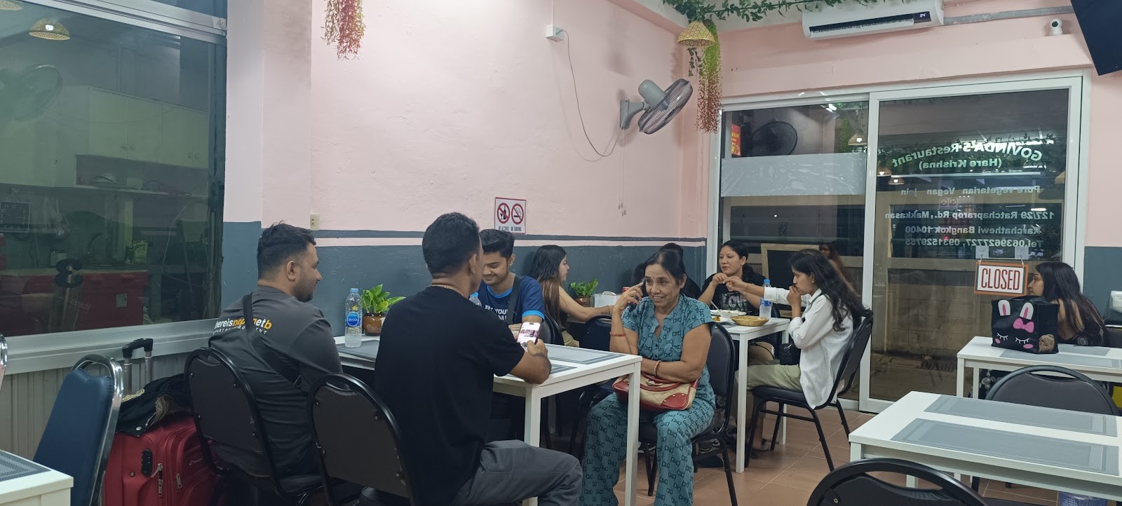 Govinda's restaurant(hare Krishna ): the place