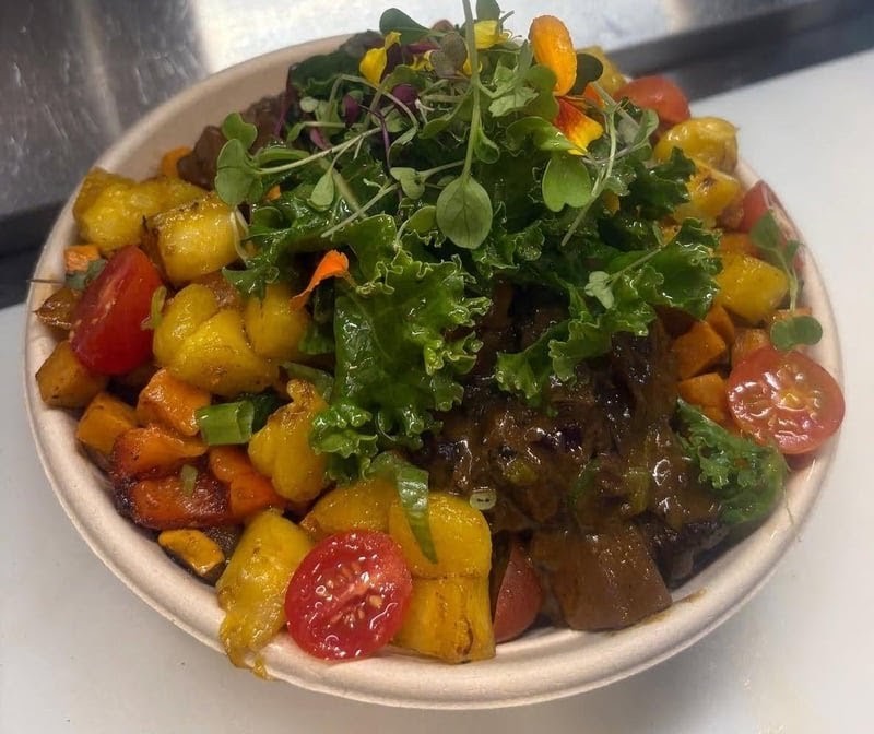 MintPorch Cafe: food & drinks