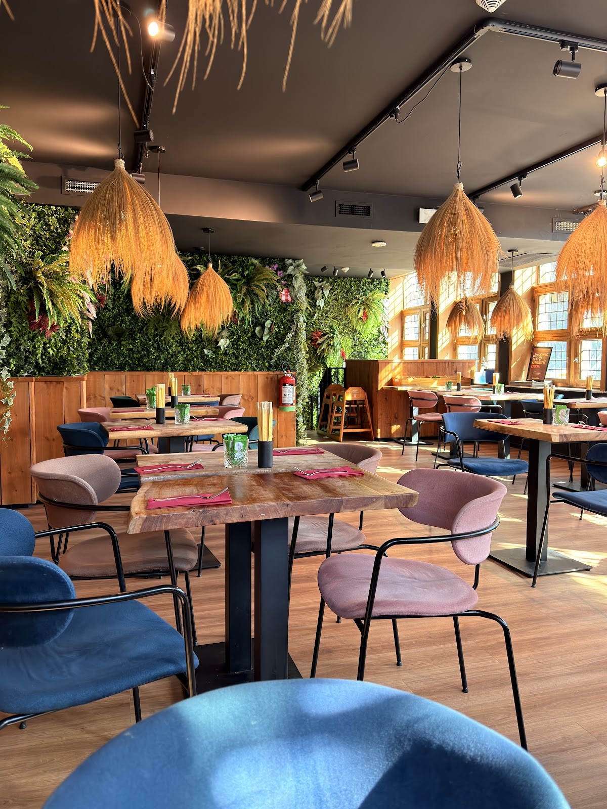 Hawaiian Poké Bowl - Korenmarkt: the place