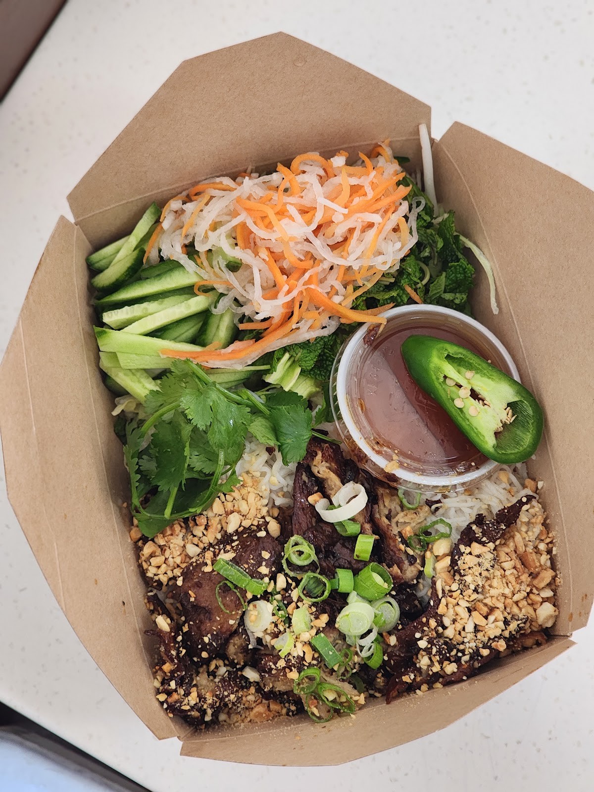 VINH LOI: food & drinks