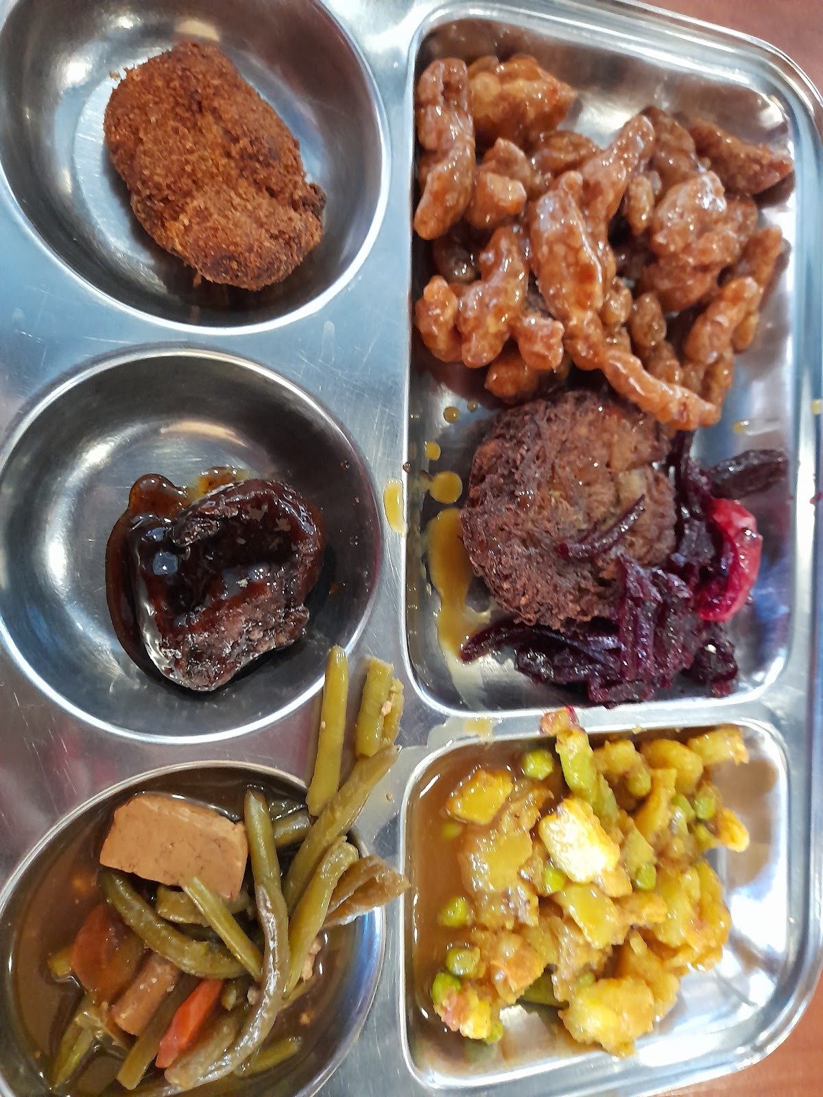 Dhaba Beas: food & drinks