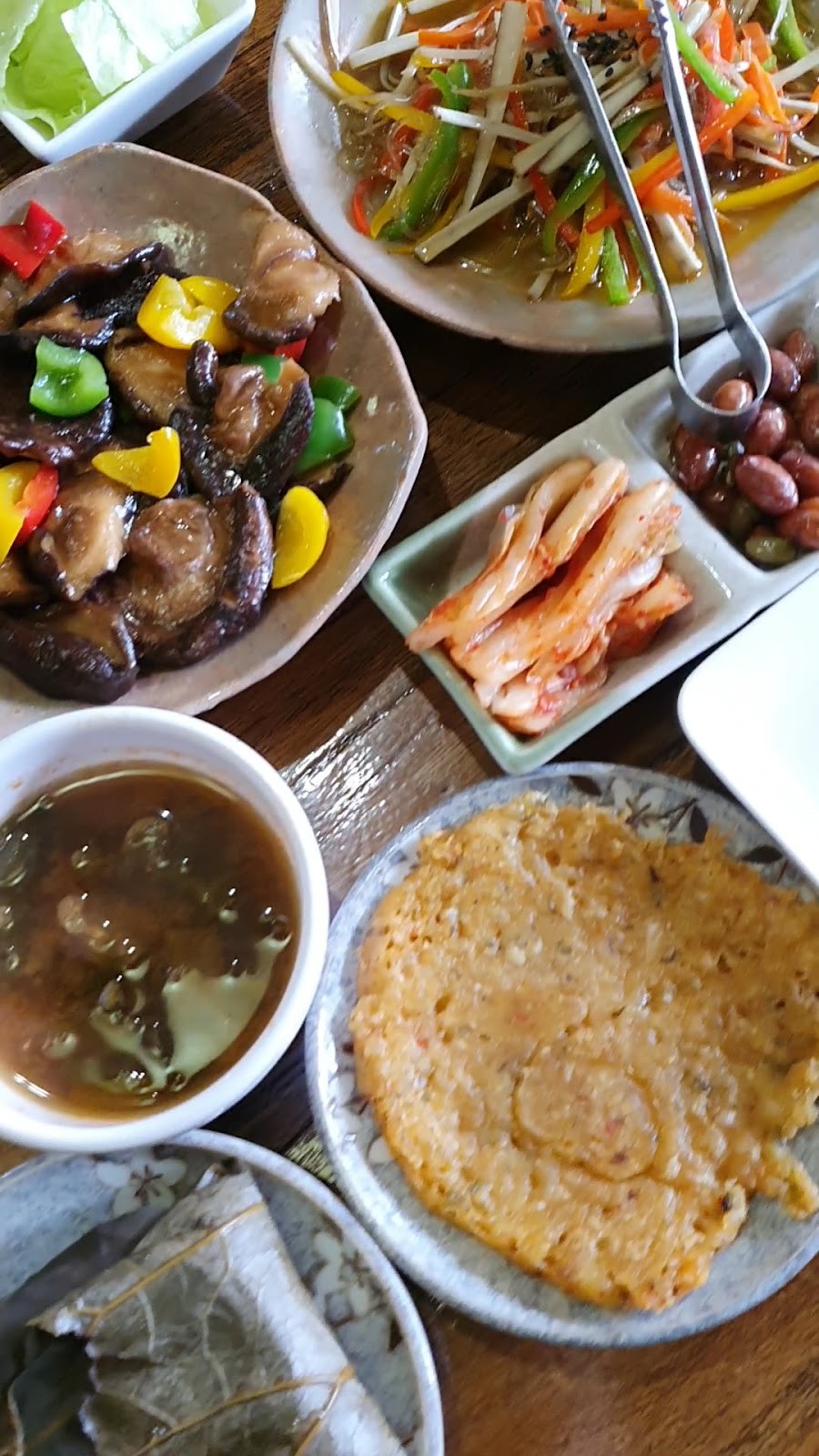 Maji: food & drinks