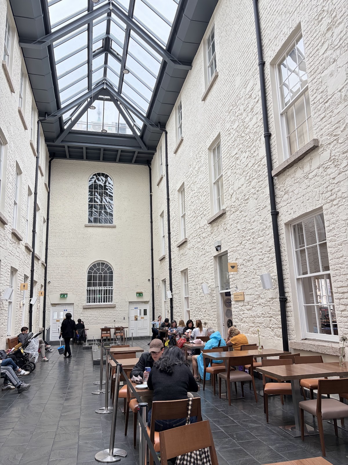 Silk Road Cafe: the place