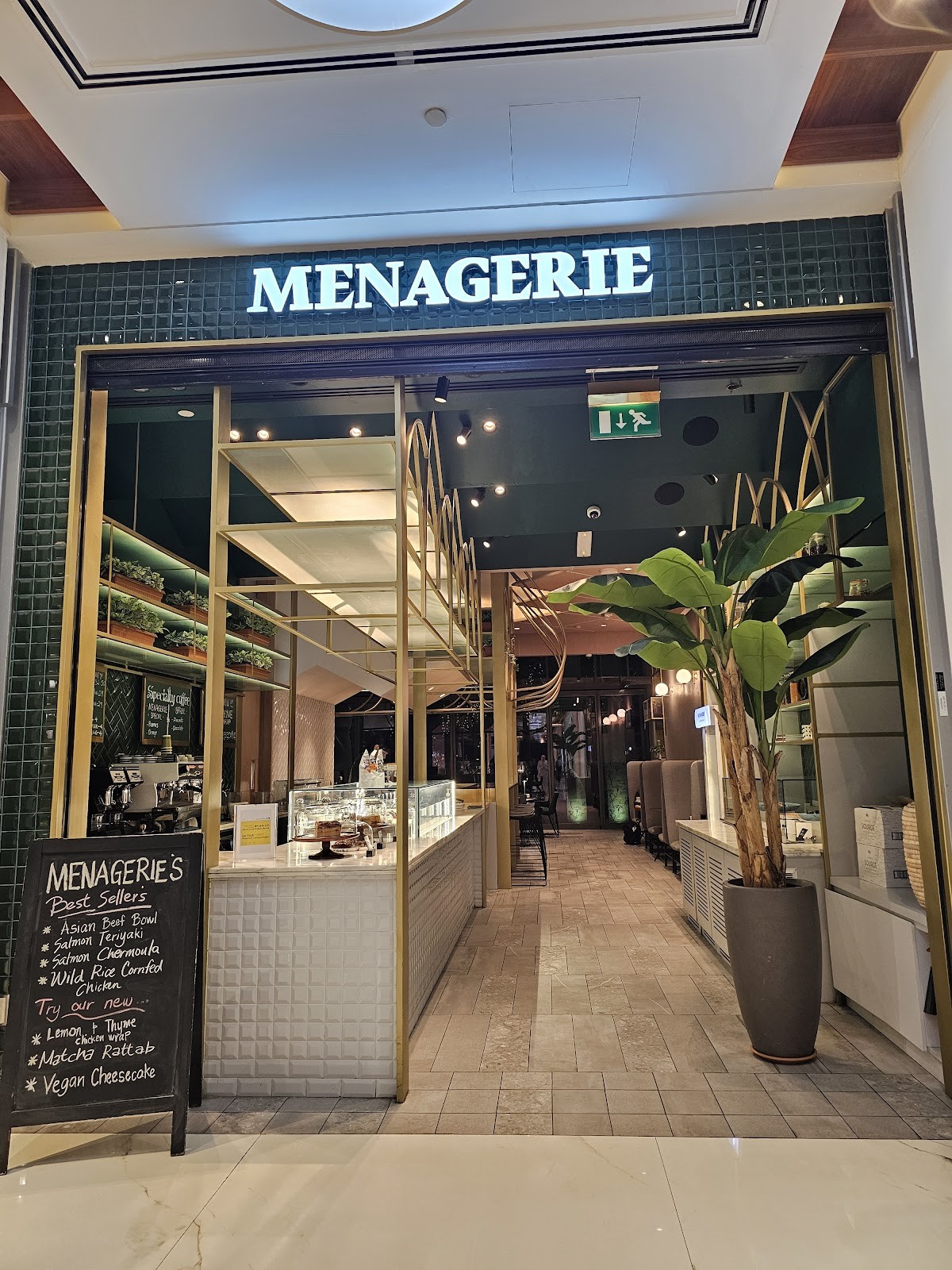 Menagerie Eatery: the place
