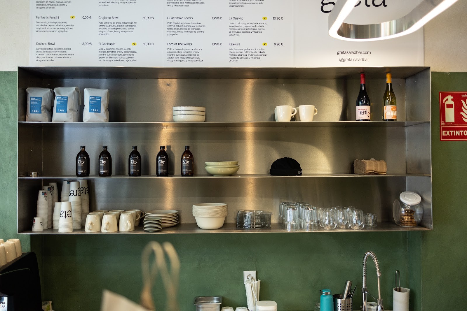 Greta Salad Bar: the place