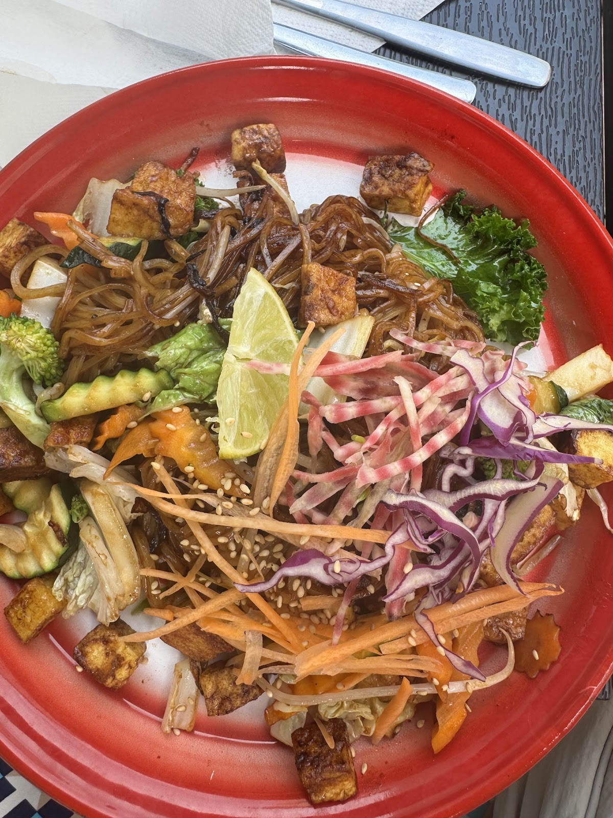 Peace Kitchen by Thai Vegan Kitchen Kallio: food & drinks