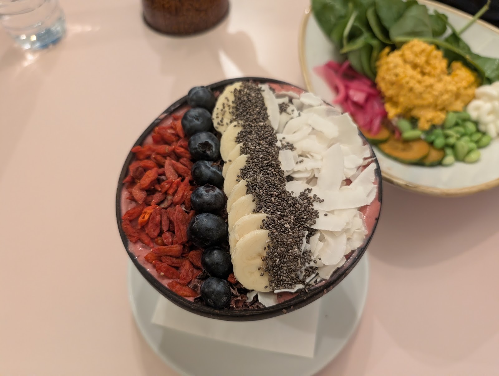 Hula: food & drinks